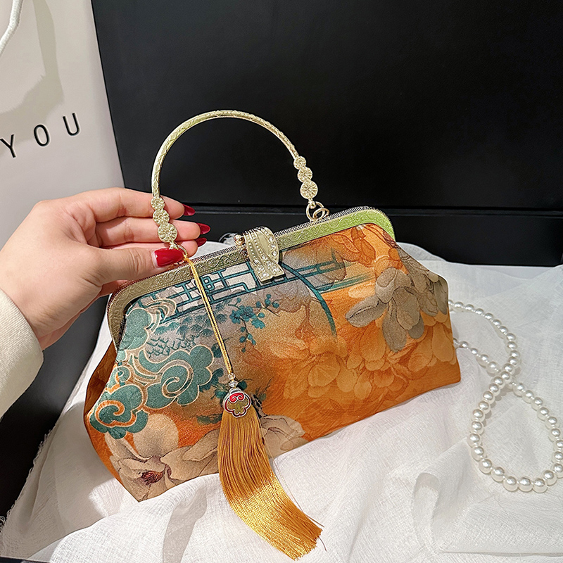 Stylish Embroidered Shoulder B - Embroidery Ideas For Bags 리뷰 및 가격