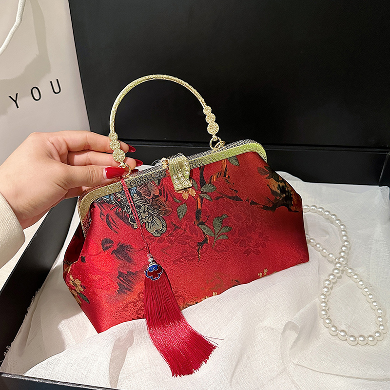 Stylish Embroidered Shoulder B - Embroidery Ideas For Bags 리뷰 및 가격