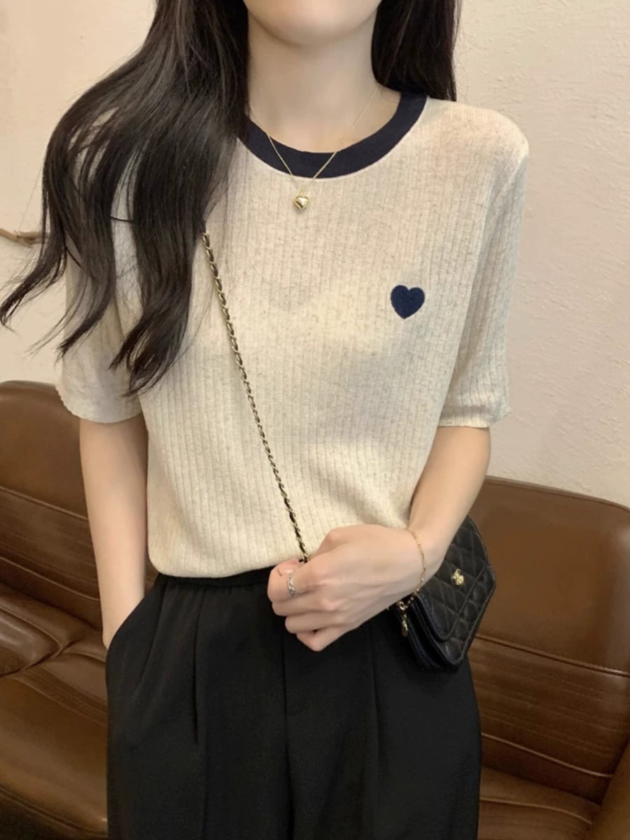Knit Short Sleeve T-Shirt Wome - Embroidery Design Love 리뷰 및 가격