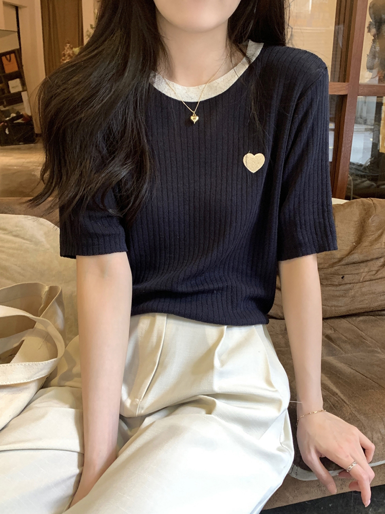 Knit Short Sleeve T-Shirt Wome - Embroidery Design Love 리뷰 및 가격
