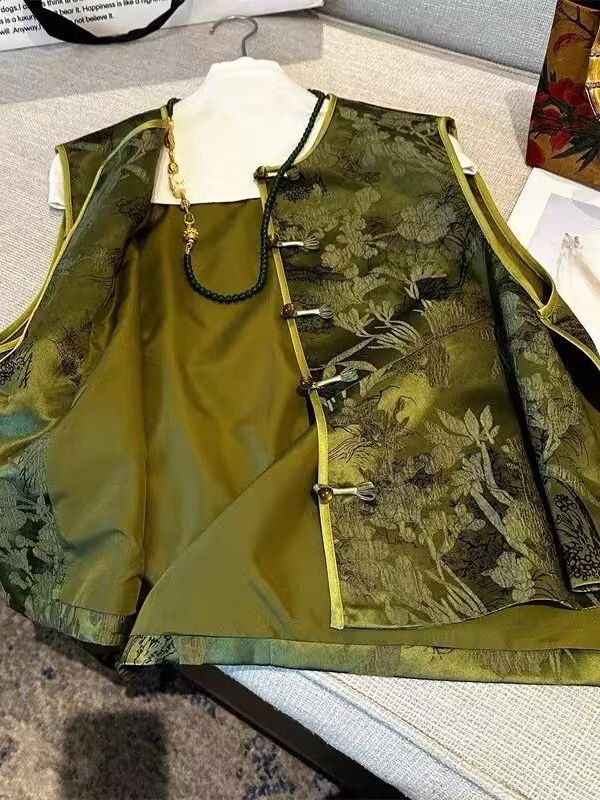 plus Size 300 Pou een Floral E - Embroidery Vest 리뷰 및 가격
