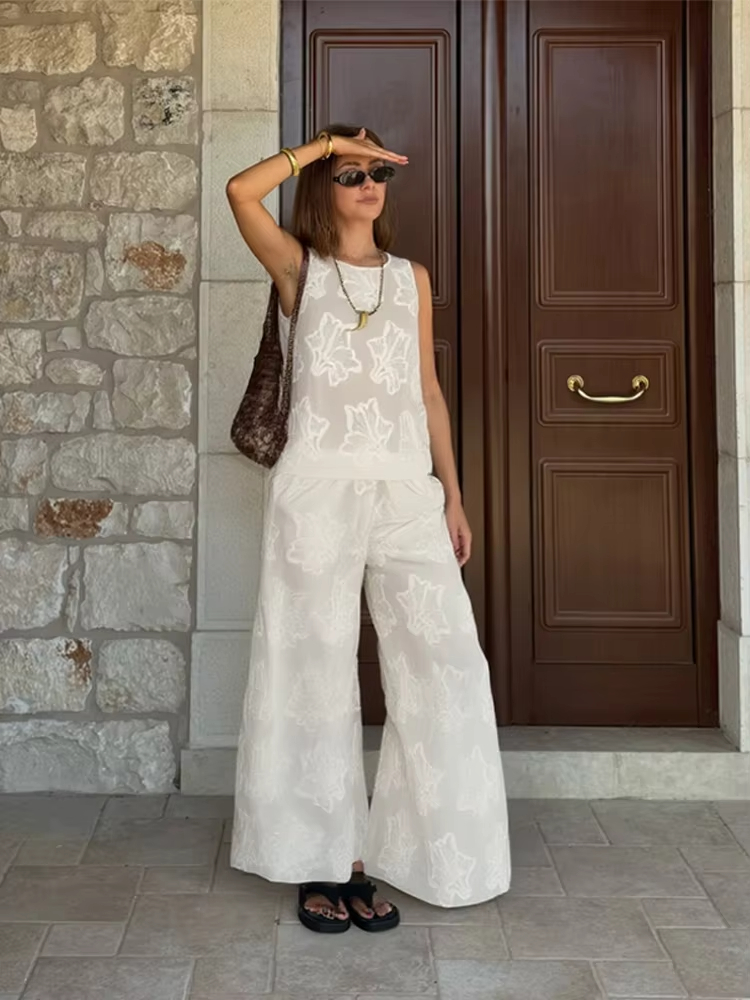 HH Women Solid Embroidery Pant - Embroidery Vest 리뷰 및 가격