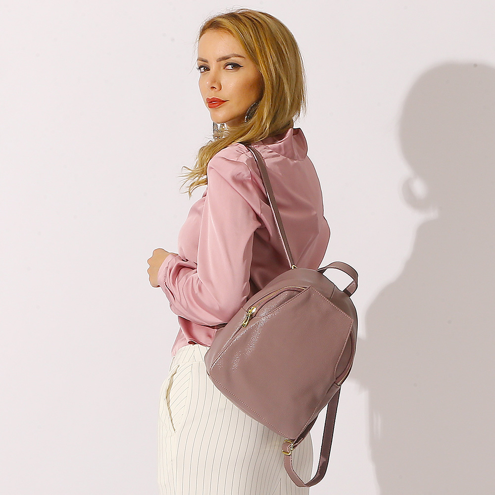 Zency Charm Women Backpack 100 - Embroidery Charm 리뷰 및 가격