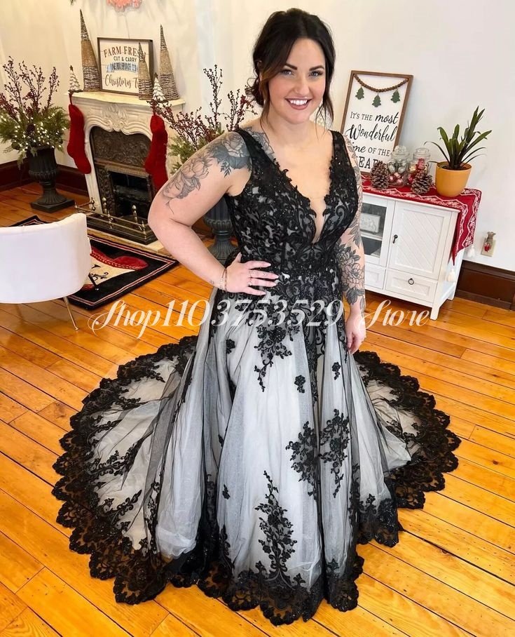 Gothic V Neck Wedding Dresses  - Embroidery Gothic 리뷰 및 가격