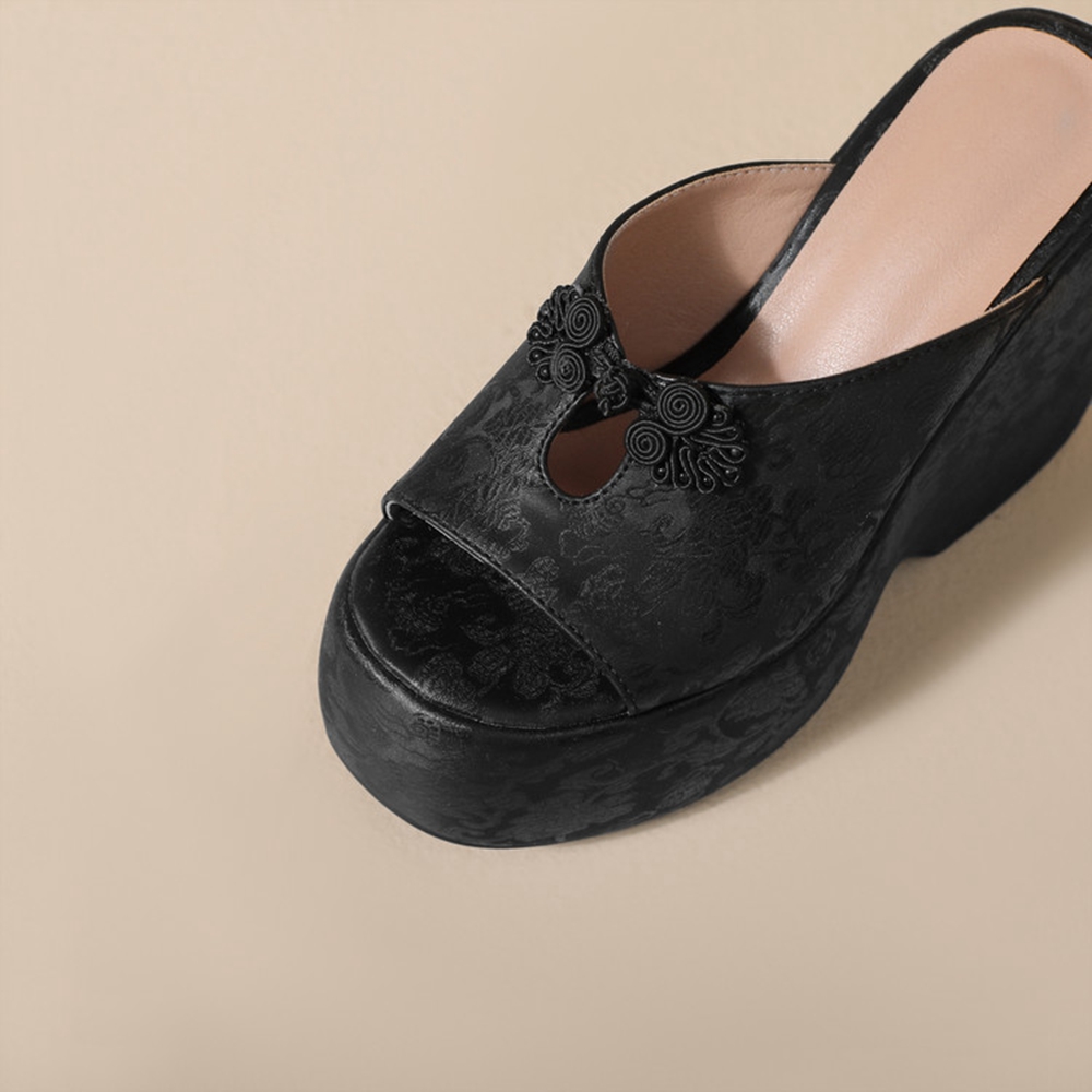 Women Wedge Heel Mules Slipper - Embroidery Ai 리뷰 및 가격