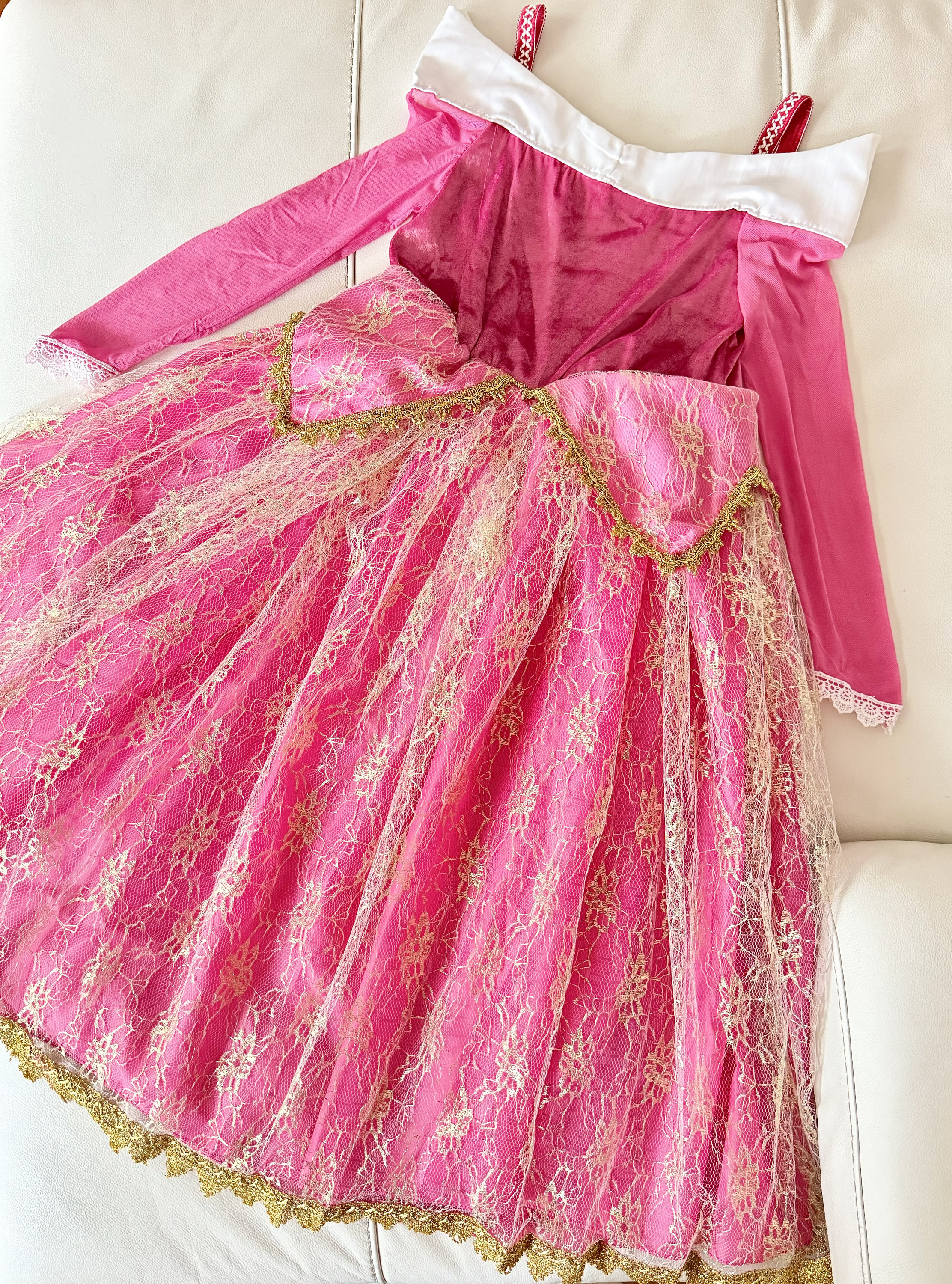 Girl Pink Lace Luxury Princess - Embroidery Gold 리뷰 및 가격