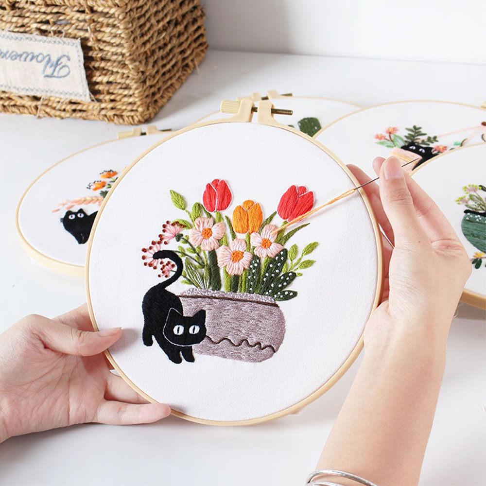 Embroidery Kit with Black Cat  - Embroidery Ideas For Bags 리뷰 및 가격