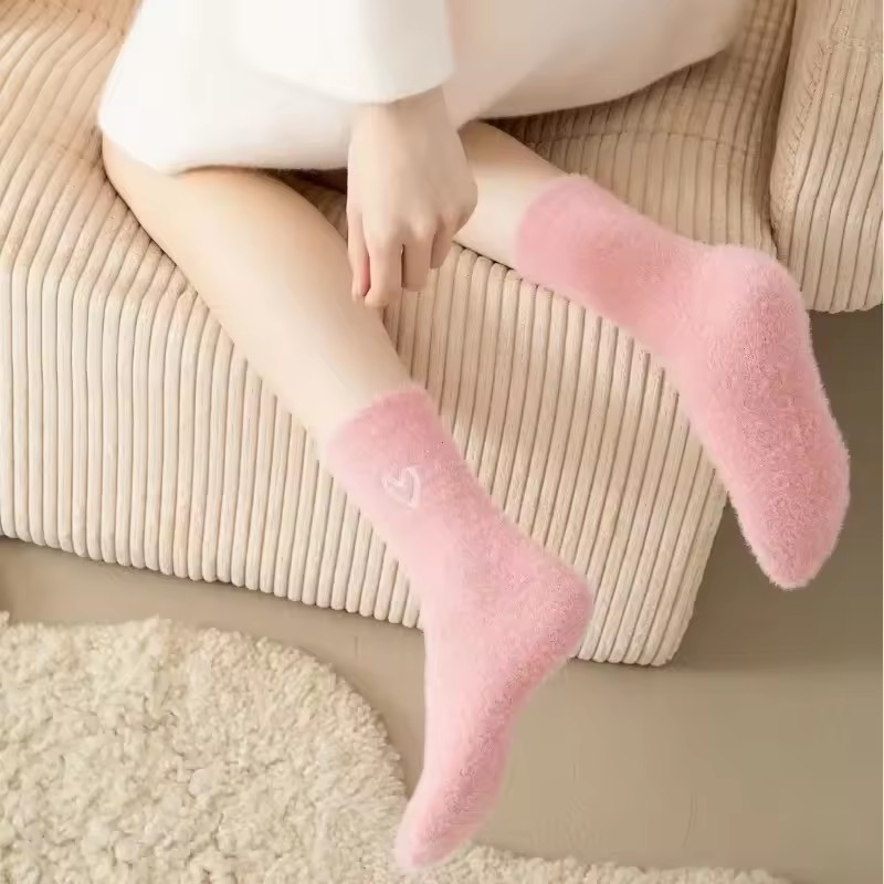 5 Pairs Women's Thickened Mink - Embroidery On Socks 리뷰 및 가격